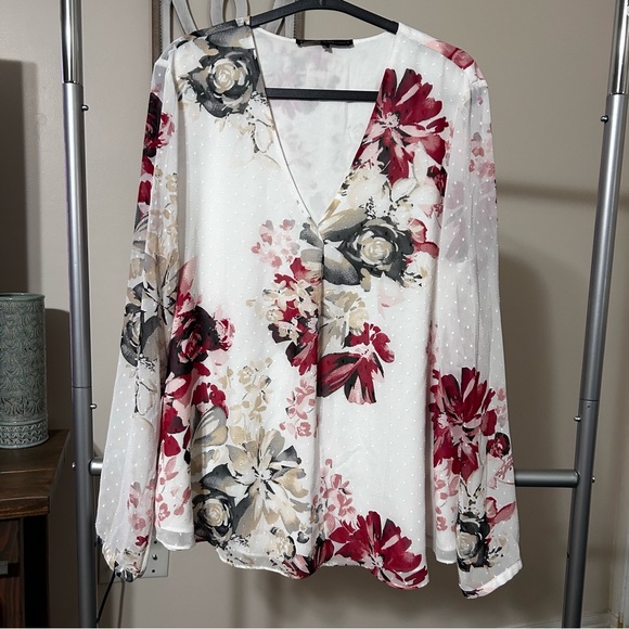 White House Black Market Tops - WHBM 14 Peasant Blouse V Neck Floral Long Sleeve White Black Red Tan